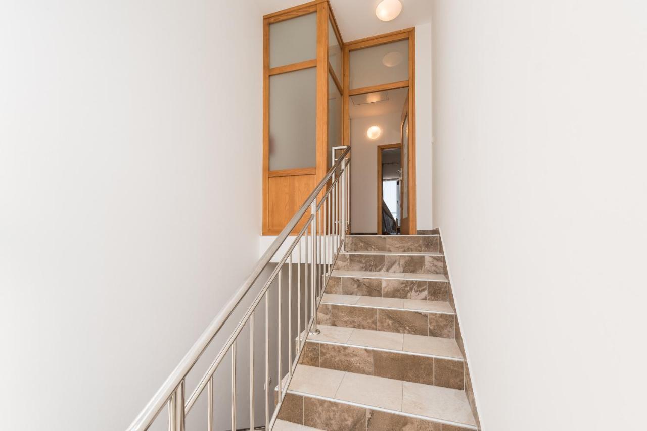 Villa Petra S Bazenom, Rostiljem I Parkingom ザダル エクステリア 写真